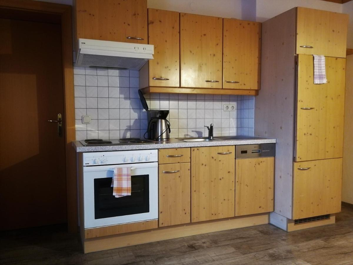 Appartement-Pension Familie Gewessler 바트 미테른도르프 외부 사진